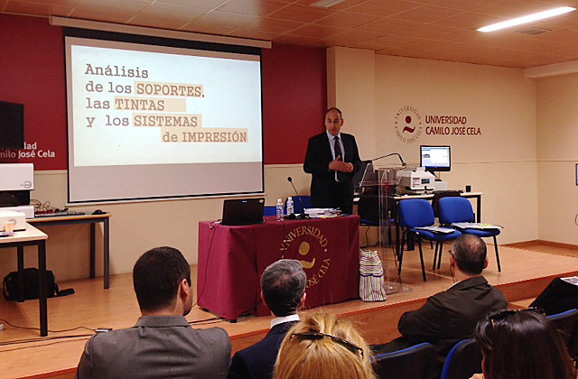 jesús garcía jiménez; artes gráficas, Documentoscopia, Másterclass; Universidad Camilo José Cela